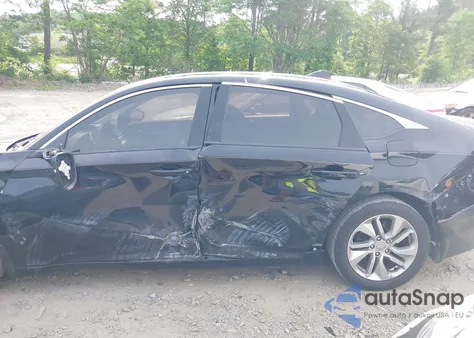 2020 Honda Accord Lx z USA, uszkodzony, nr VIN 1HGCV1F1XLA107920